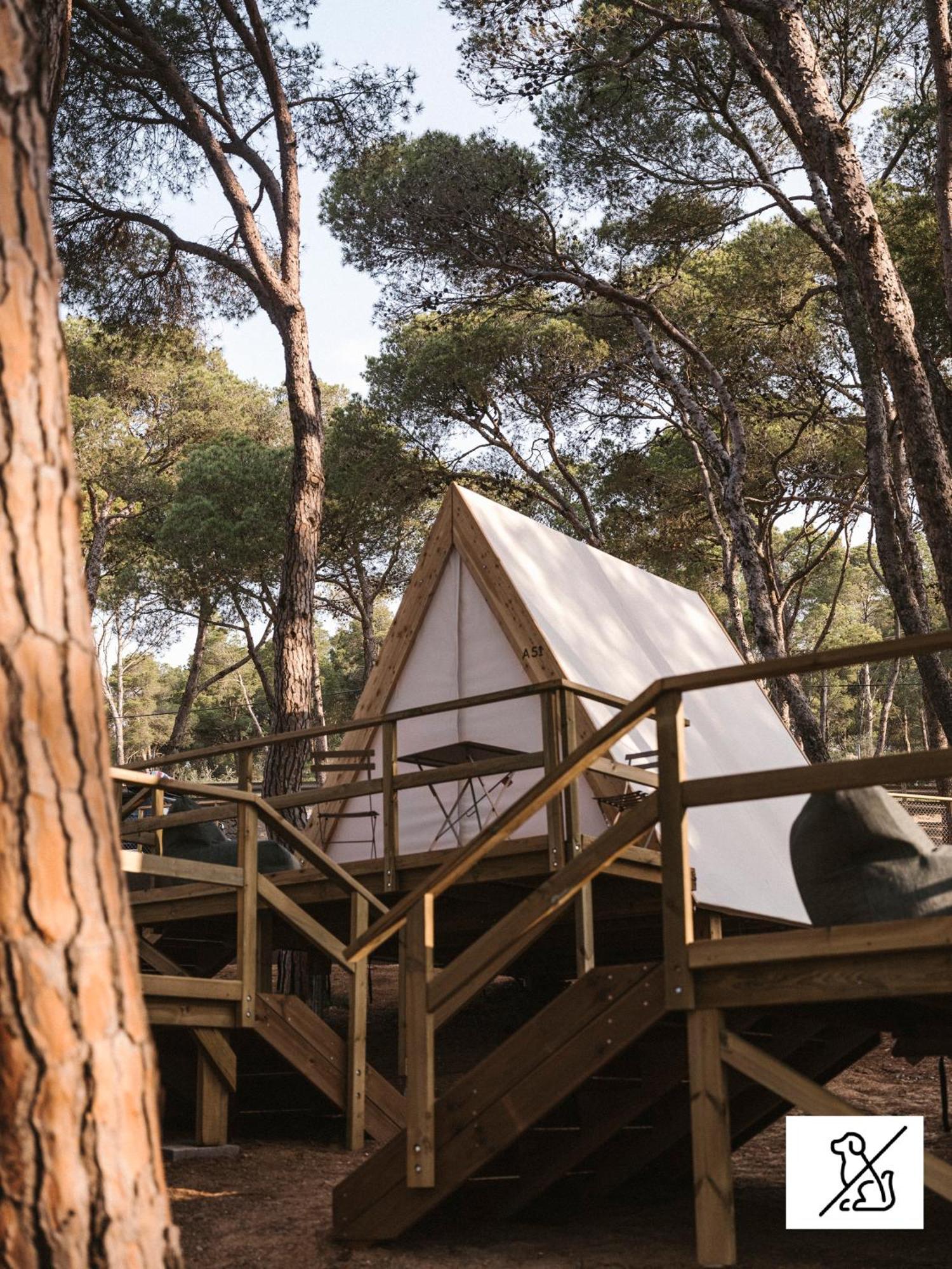 Wecamp Cala Montgo Hotel L'Escala Exterior photo